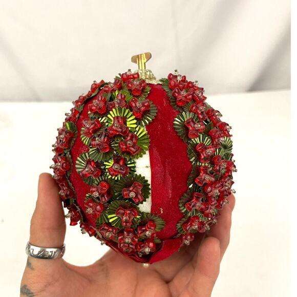 VTG Beaded Ornament Ball Music Box Christmas Decor | MCM Push Pin Craft Sequin - Picture 2 of 11